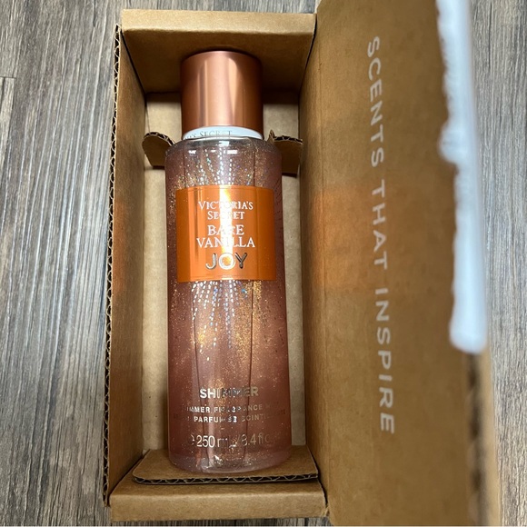 NWT Victoria's Secret Holiday Bare Vanilla Joy Shimmer Fragrance Mist Body 8oz - Picture 8 of 8